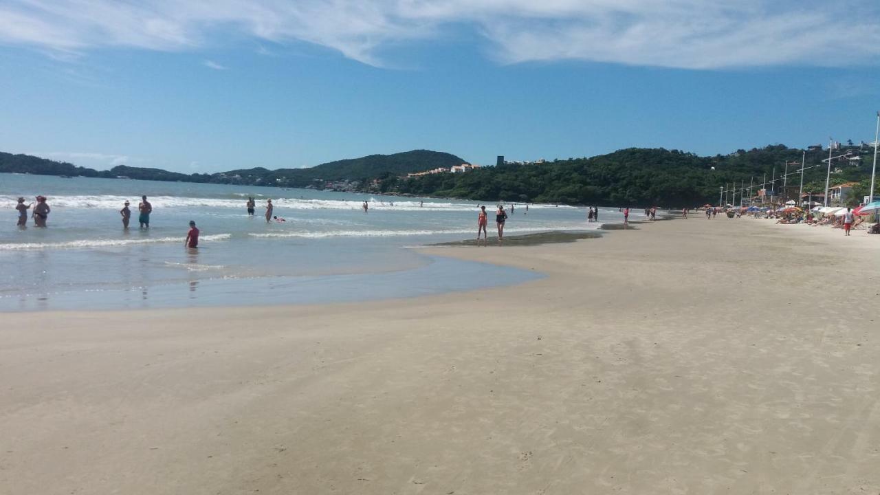 בומבינאס Apto Bombas Ed Guarapari מראה חיצוני תמונה